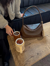 Load image into Gallery viewer, [韩国] Bucks &amp; Leather 08
