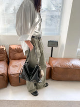 Load image into Gallery viewer, [韩国] Bucks &amp; Leather 06
