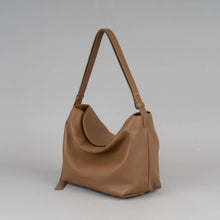 Load image into Gallery viewer, [韩国] Bucks &amp; Leather 02
