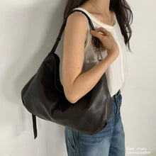 Load image into Gallery viewer, [韩国] Bucks &amp; Leather 12
