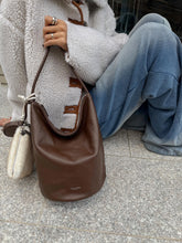 Load image into Gallery viewer, [韩国] Bucks &amp; Leather 07
