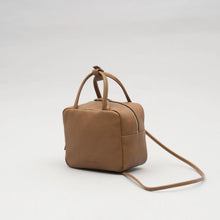 Load image into Gallery viewer, [韩国] Bucks &amp; Leather 79
