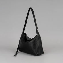 Load image into Gallery viewer, [韩国] Bucks &amp; Leather 03
