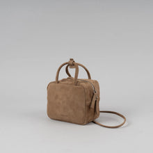 Load image into Gallery viewer, [韩国] Bucks &amp; Leather 79
