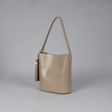 Load image into Gallery viewer, [韩国] Bucks &amp; Leather 54
