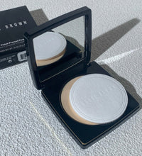 Load image into Gallery viewer, [欧美专柜] Bobbi Brown 羽柔粉饼
