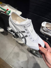 Load image into Gallery viewer, [日本] Onitsuka Tiger MEXICO 66 SLIP-ON
