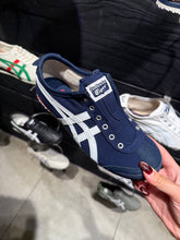 Load image into Gallery viewer, [日本] Onitsuka Tiger MEXICO 66 SLIP-ON
