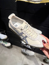 Load image into Gallery viewer, [日本] Onitsuka Tiger MEXICO 66 SD VIN
