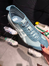 Load image into Gallery viewer, [日本] Onitsuka Tiger MEXICO 66 SD
