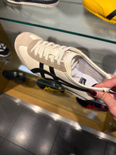 Load image into Gallery viewer, [日本] Onitsuka Tiger MEXICO 66
