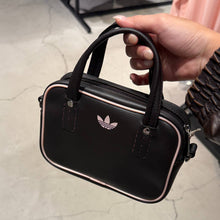 Load image into Gallery viewer, [日本] Adidas 06 保龄球包
