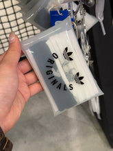 Load image into Gallery viewer, [日本] Adidas 23 鞋带挂件
