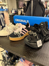 Load image into Gallery viewer, [日本] Adidas 23 鞋带挂件
