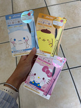 Load image into Gallery viewer, [日本] Plus Eau × Sanrio 限定碎发整理刷
