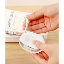 Load image into Gallery viewer, [日本] 3coins 半自动数据线收纳
